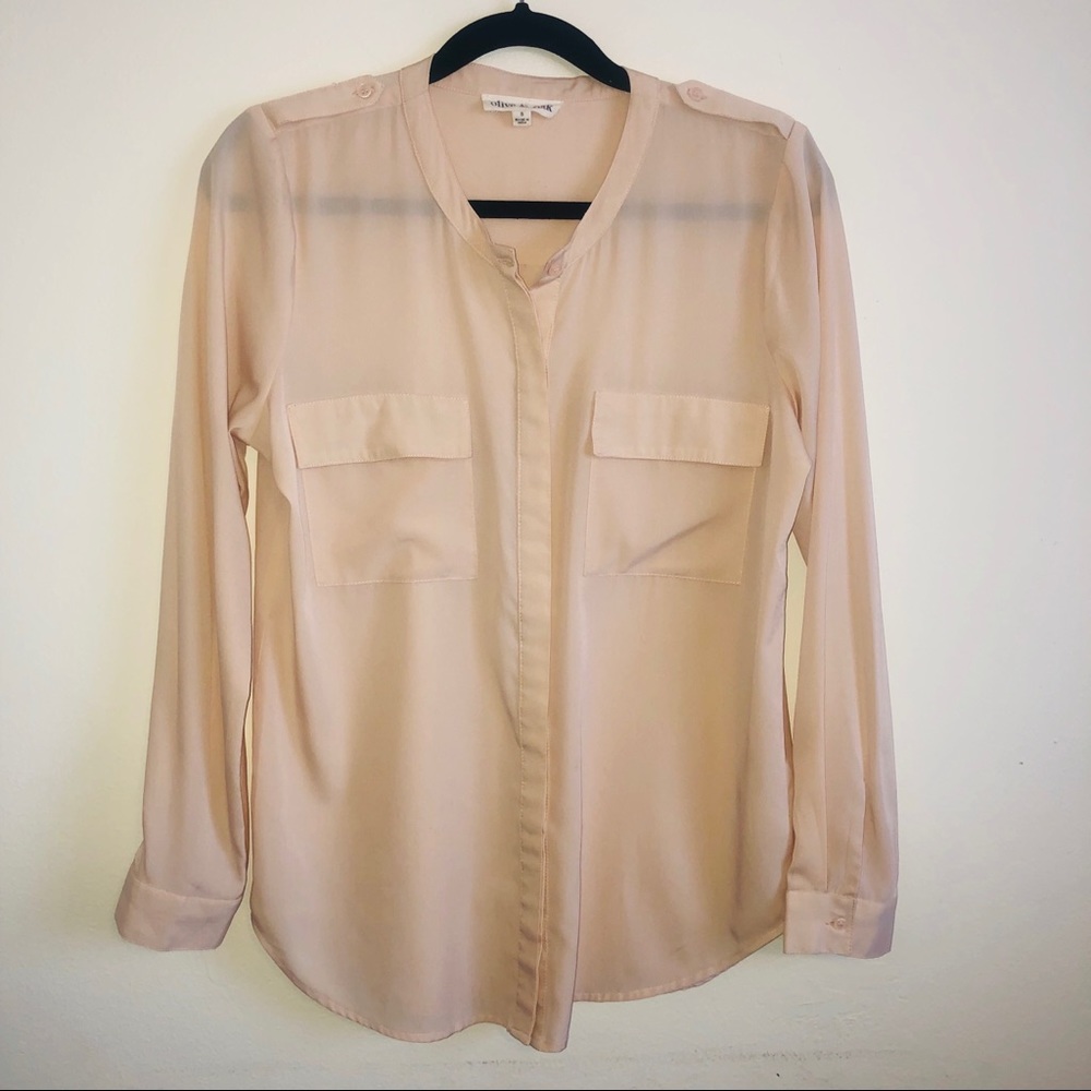 Olive and Oak Long Sleeve Button Down Blouse